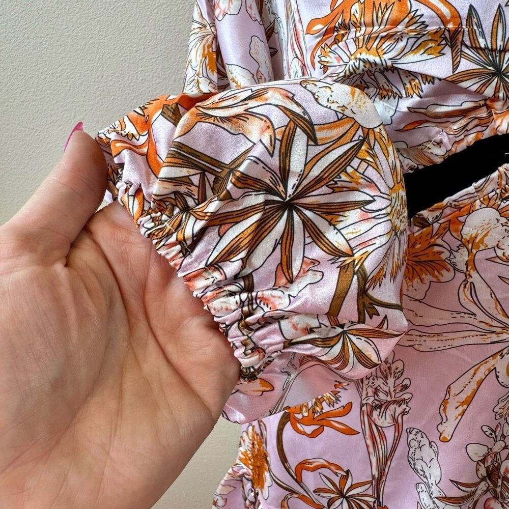 Hello Molly Don't Stop Me Mid-Riff Cut Out Puffy Sleeve Midi Dress Size 6 - Picture 5 of 14